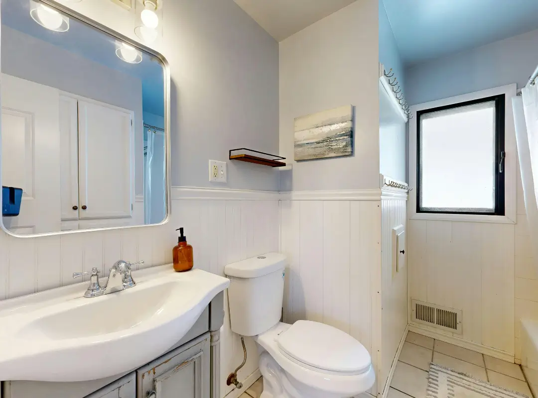 Lighting Ideas for Small Bathrooms